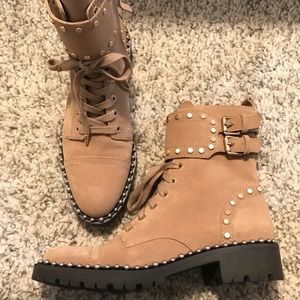Combat boot
